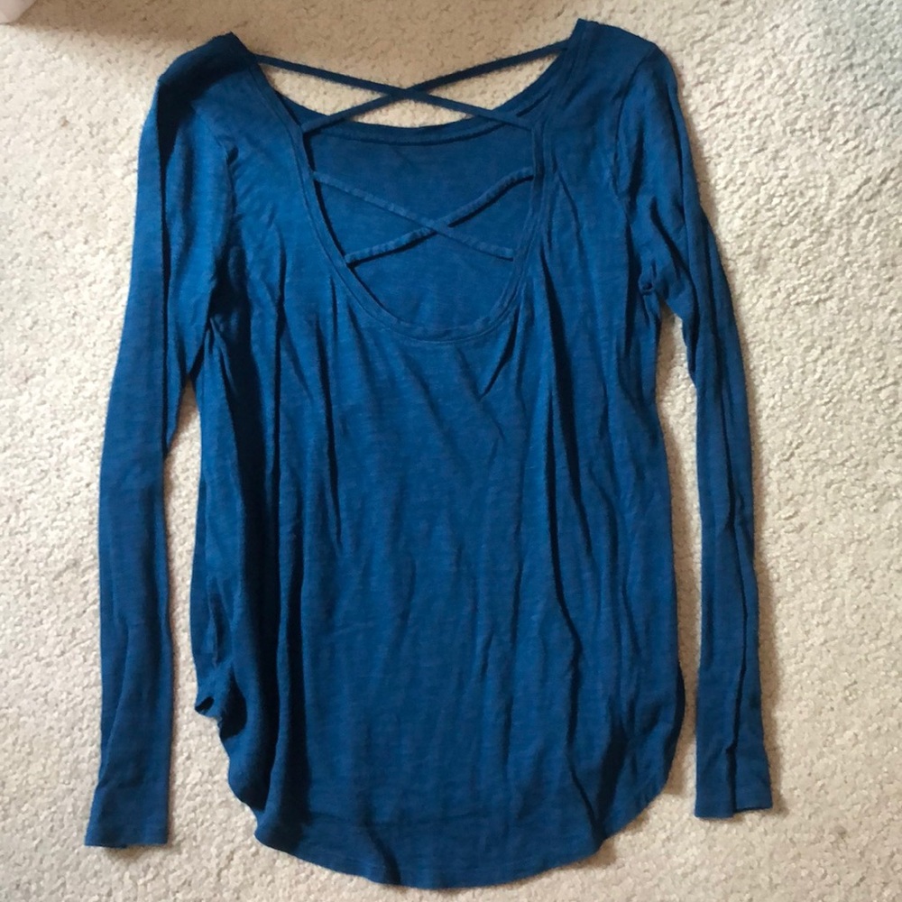 Hollister top